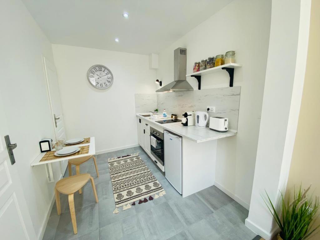 Studio Cosy En Plein Coeur De Soissons Apartment Ngoại thất bức ảnh